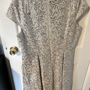 Beautiful Calvin Klein women’s evening dress